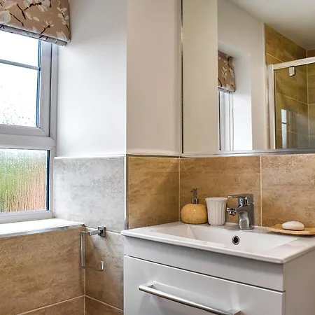 度假居 Song Bird 惠特比